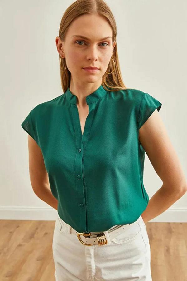 Hoxton Gal Sleeveless V-Neck Shirt