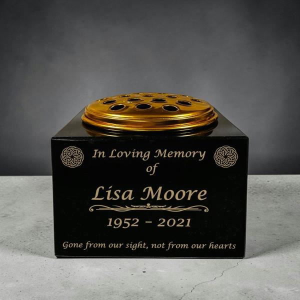 Memorials Direct Granite Memorial Vase with Celtic Knot Design 2, Free Personalised Gold Engraving, Solid Granite 6 x 6 x 4 Inches