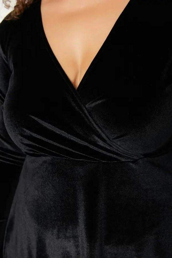 WOVCOR Wrap Collar Velvet Knit Dress