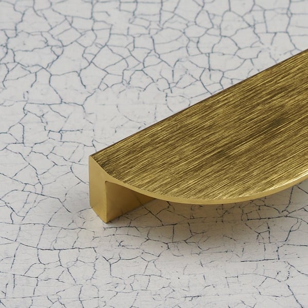 Handle & Home 64mm Brushed Brass Detailed Half Moon Handle