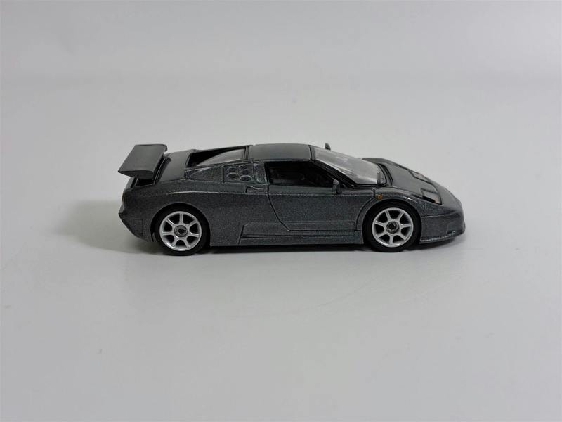 MCSlots Bugatti EB110 Super Sport Grigio Scuro LHD 1:64 Scale Mini GT MGT01002L
