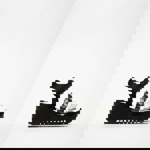 Fly London BEXY575FLY Womens Sandals Silver/Graphite/Black