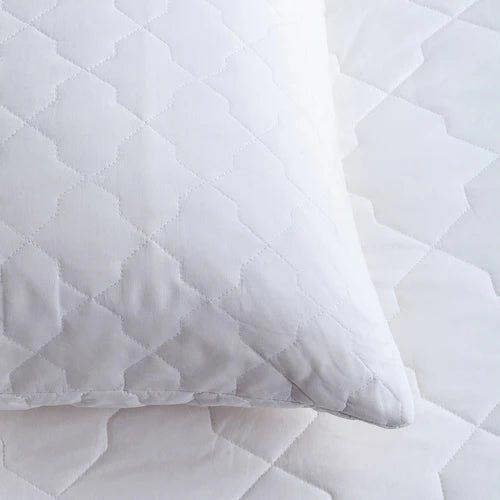 Special Buy Goose Feather & Down Bundle close-up detail 3 | Soak and Sleep