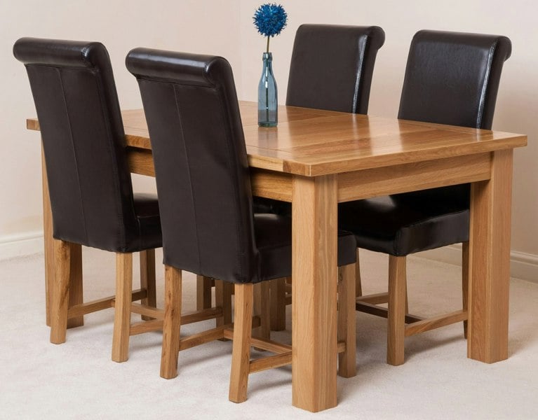 That's Furniture Seattle Oak Extending Dining Table with Washington Leather Chairs