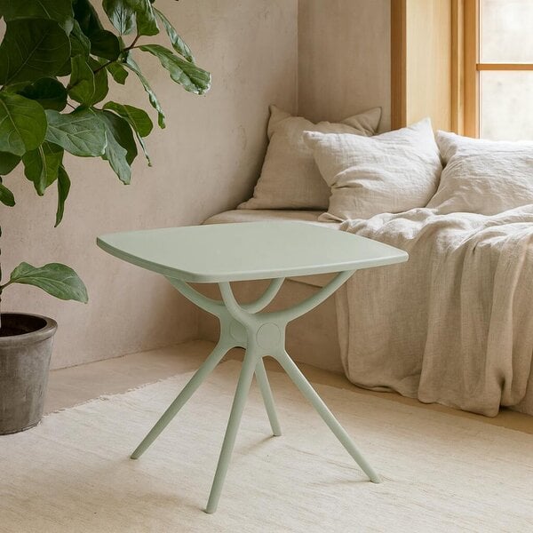 Wyld Haus Chalencon French Grey Square Outdoor Plstic Table