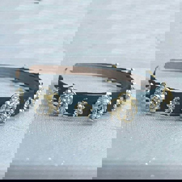 Dark Green Pearl Flower Slim Headband, Dark Green Pearl Headband, Pearl Slim Headband, Pearl Flower Headband, Statement Pearl Headband, Dark Green Thin Headband, Slim Pearl Headband