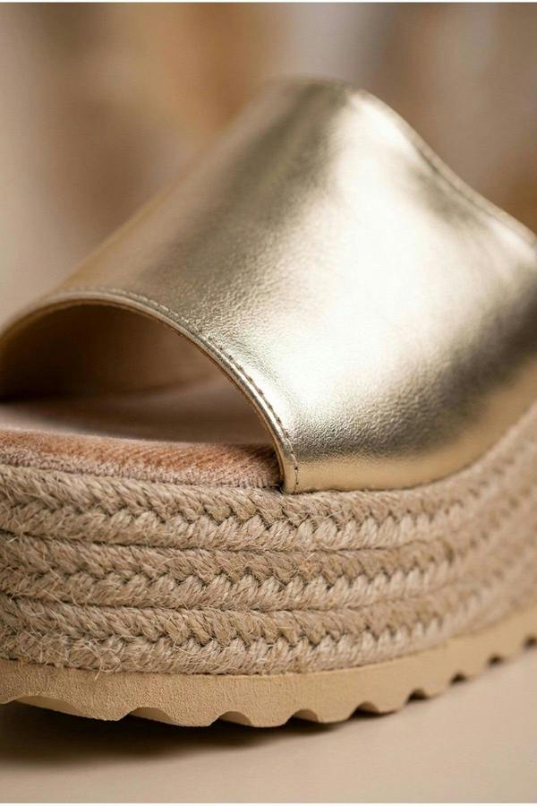 Rosa Womens Espadrille Wedge Sandals - Gold
