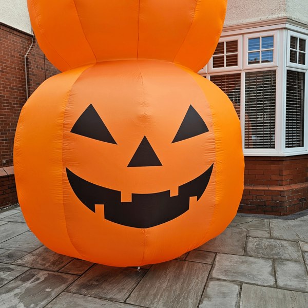 Samuel Alexander Giant: 20ft (6m) Inflatable Light up Halloween Stacked Pumpkin Decoration with 28 LEDs