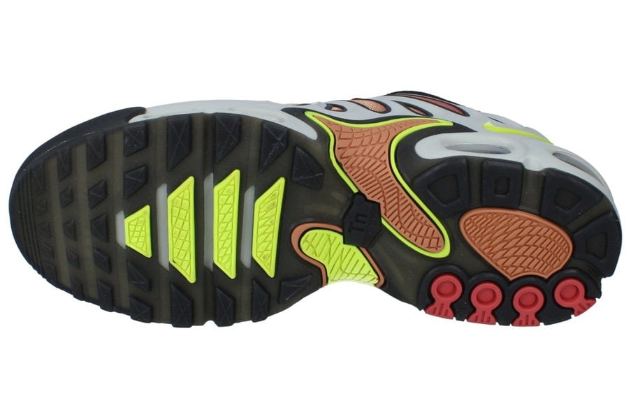 Nike Air Max Plus Drift Mens Fd4290  009 - Light Silver Volt 009 - Photo 4