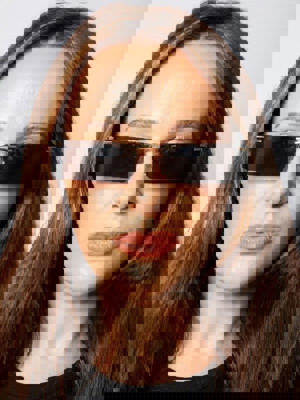 SVNX Frameless Rectangle Sunglasses in Black