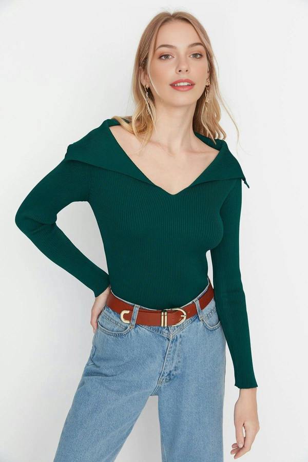WOVCOR Carmen Collar Knit Sweater