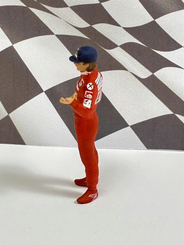 Cartrix Niki Lauda 1977 with Cap Diecast Figure 1:43 Scale Cartrix CT060