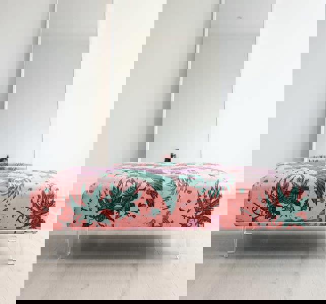 Contact us | PREMIUM MADE TO ORDER | AVAILABLE LYNX DRAGON FOOTSTOOL | POUFFE | FOOTSTOOL | - ISTOOLS