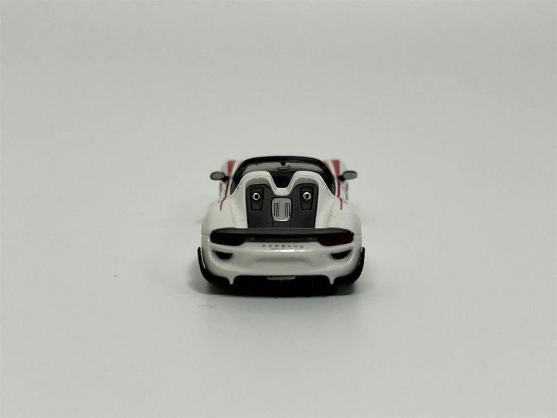 Minichamps Porsche 918 Spyder Salzburg Racing Design 2013 White With Red Stripes 2013 1:87 Minichamps 870062137