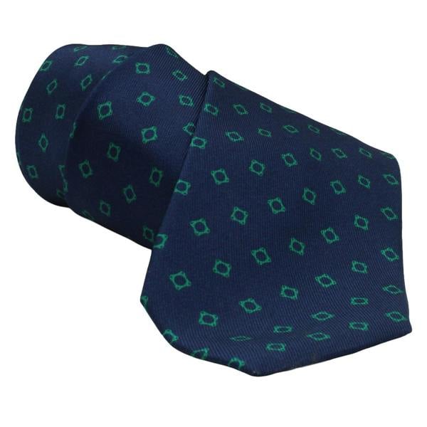 Dunhill&nbsp;tie in a luxurious mulberry silk
A repeat gasket pattern in an emerald green tone