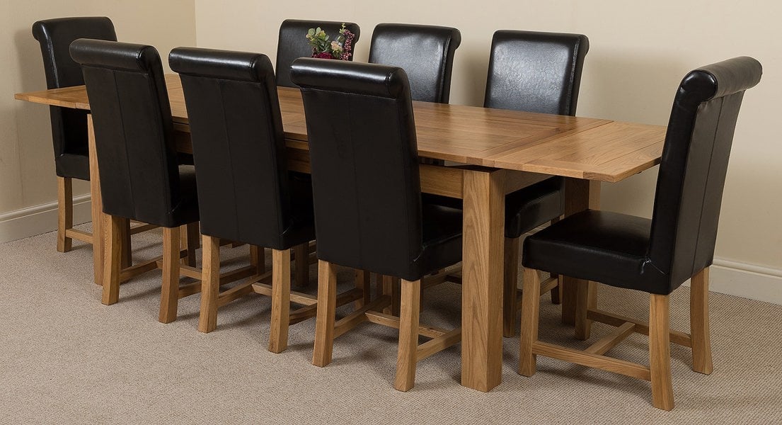 That's Furniture Richmond Large Oak Extending Dining Table with Washington Leather Chairs