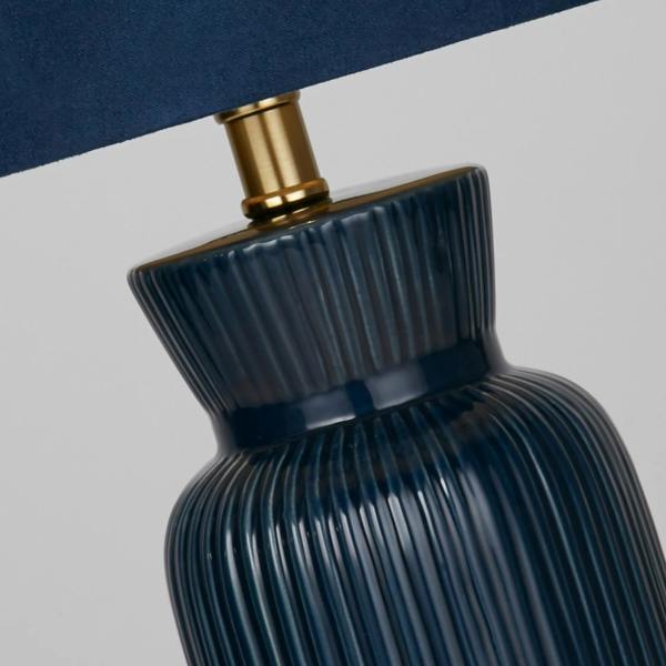 Lighting Collection SMALL BLUE CERAMIC TABLE