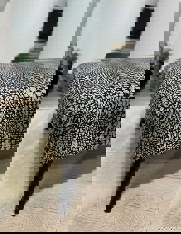 ISTOOLS Premium Leopard Print Ottoman Bench – Fabric Footstool & Coffee Table (Non-Storage)