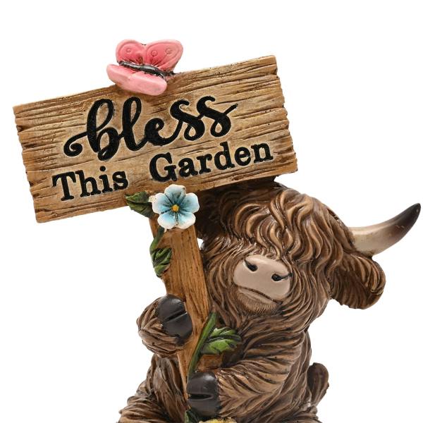 Country Living Set of 3 Highland Cows With Garden Signs