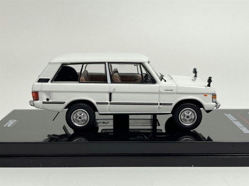 Inno 64 Range Rover Classic White 1:64 Scale Inno Models IN64RRCWHI