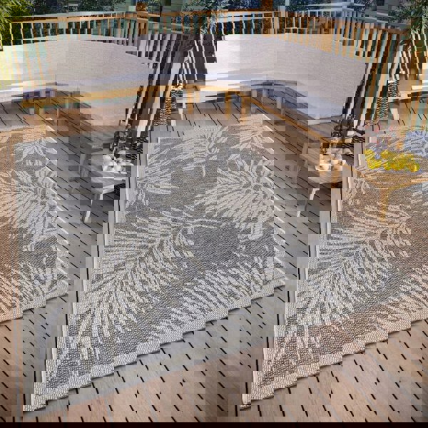 Indoor & Outdoor Tribal Floral Rug – Grey