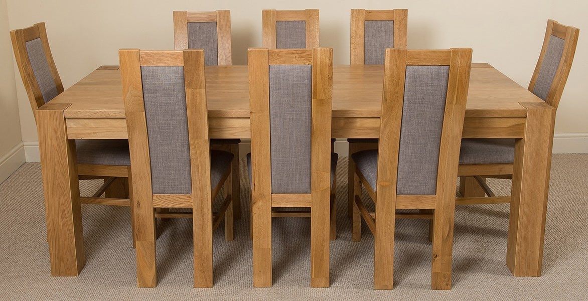 That's Furniture Kuba Extra Large Oak Dining Table with Stanford Oak Chairs