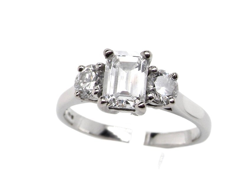 Vintage Tom A impressive platinum three stone diamond ring