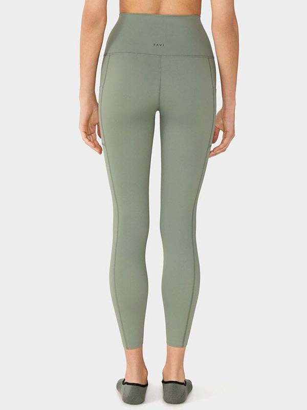 Tavi High Waisted Pocket 7/8 Tight Leggings