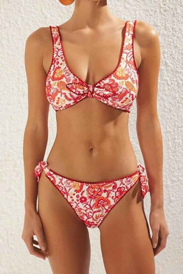 WOVCOR Shawl Pattern Embroidered Regular Waist Bikini Bottom