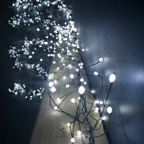 Samuel Alexander 5.4m White LEDs Green Garland Wire Light Christmas Decoration with Timer