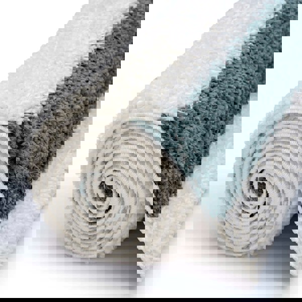 Moodi Shaggy Green Rug, Bordered design, underfloor heating | THE RUGS