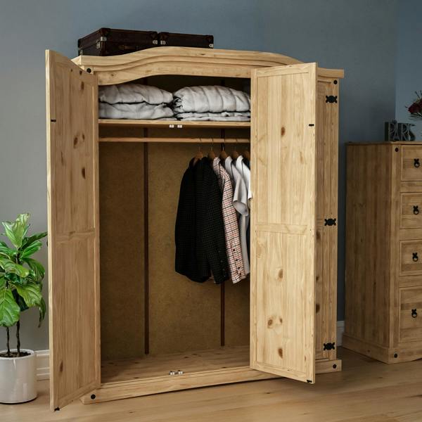 Vida Designs Corona 3 Door Wardrobe