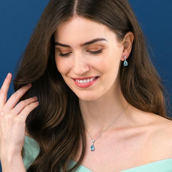 namana 925 Sterling Silver Light Blue Pear Drop Pendant Necklace For Women