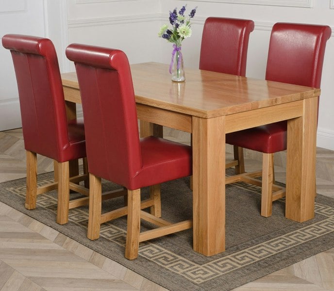 That's Furniture Dakota Medium Oak Dining Table with Washington Leather Chairs