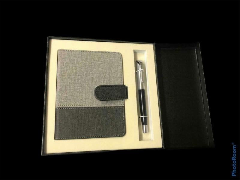 HYGRAD BUILT TO SURVIVE Professional Notepad with Pen Gift Set Business Card Holder Credit Card Holder Gift Set with Notebook & Pen (PN-03)