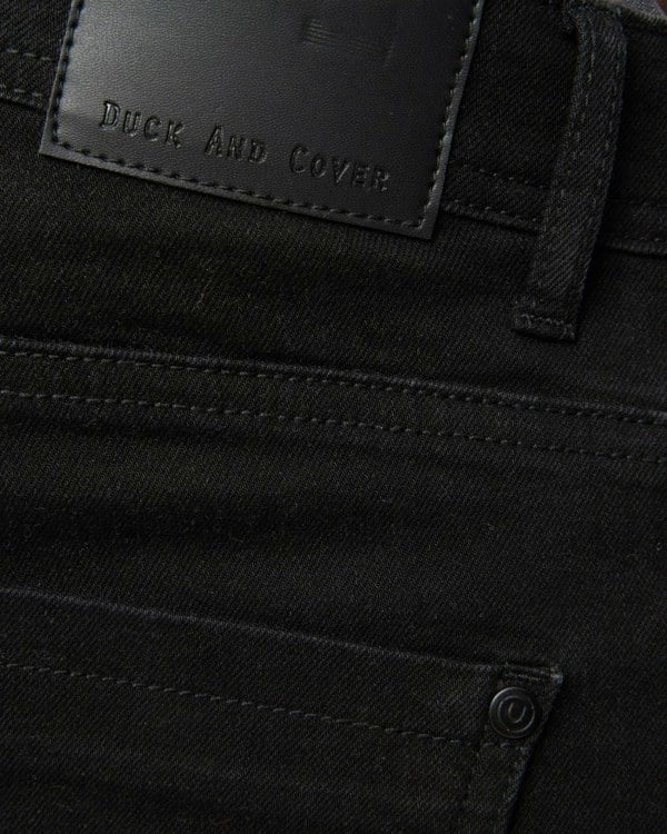 Duck and Cover Zeki Shorts Black