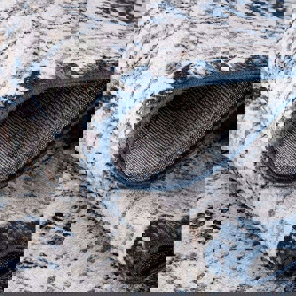 Living Room Rug Bordered Medallion Design