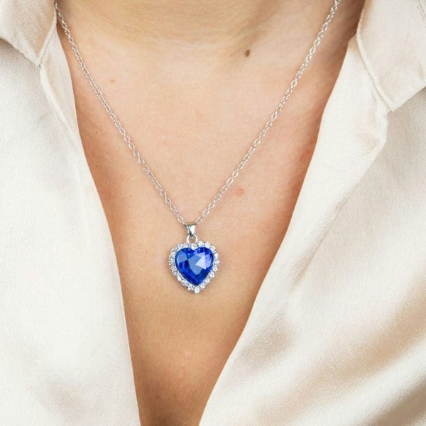 The Colourful Aura Titanic Dark Blue Heart Zircon Vintage Diamond Pendant Necklace