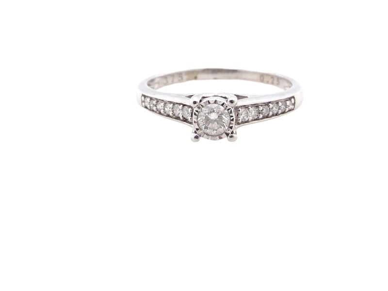 Vintage Tom A modern solitaire Diamond Ring