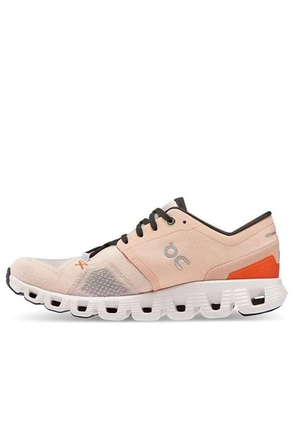 On Running Cloud X 3 Trainers