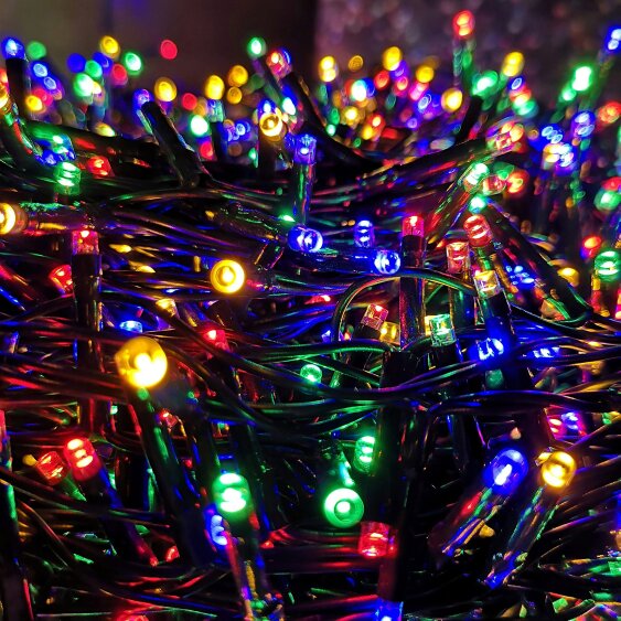 Samuel Alexander 3000 LED 75m Indoor Outdoor Christmas Multi Function Mains Operated String Lights with Timer in Multicoloured