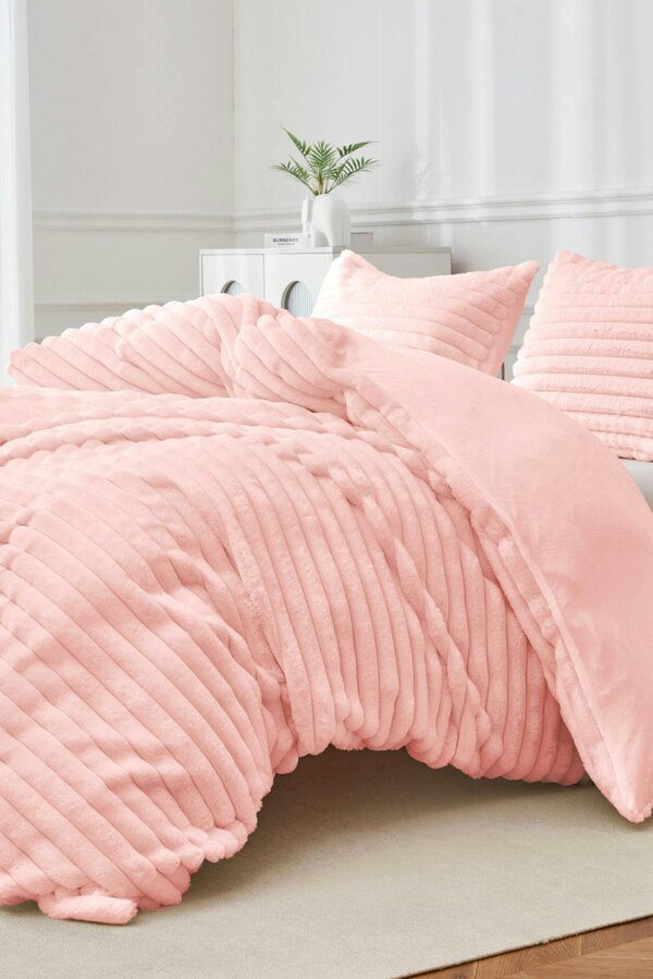 Ezysleep Super Soft Luxury Faux Fur Stripe Duvet