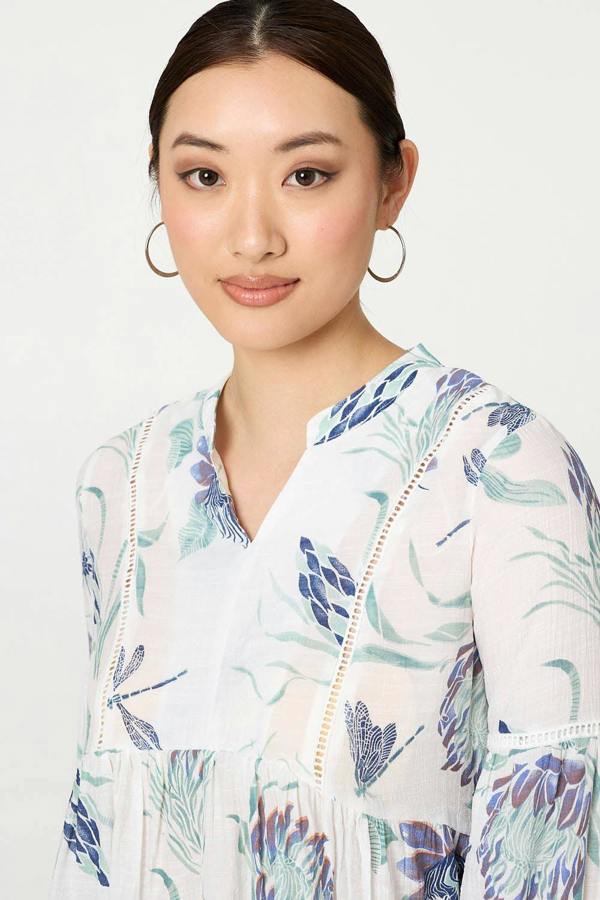Blue | Floral Lace Ruched 3/4 Sleeve Blouse