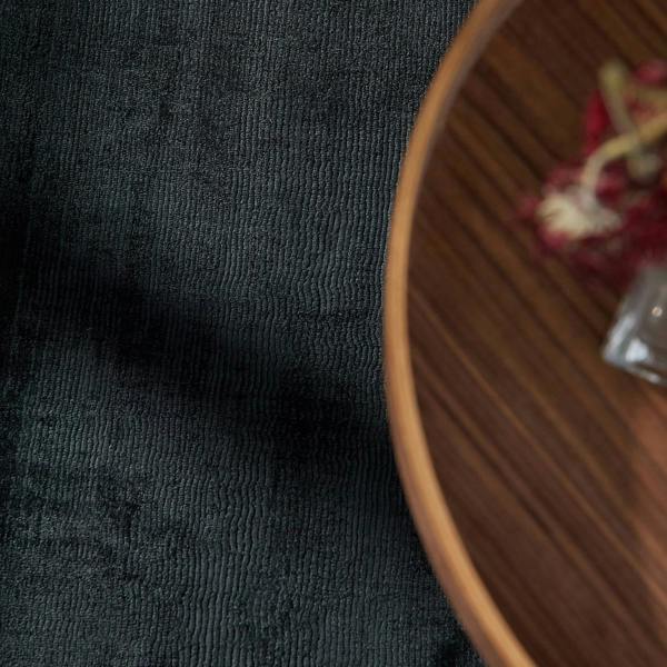 Vikosa Jane Viscose Rug Jane Black, dust resistant, plain design rug, easy care.