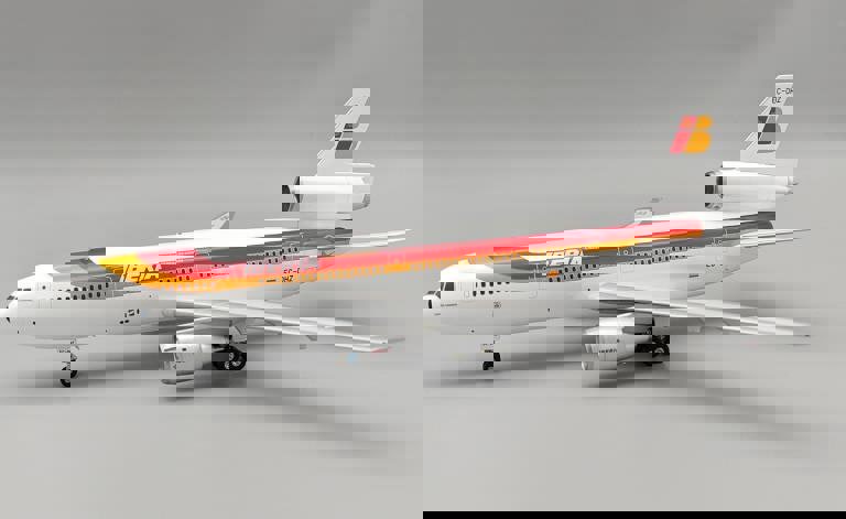 InFlight200 DC-10-30 Iberia EC-DHZ With Stand 1:200 Scale Inflight200 IF103IB1224