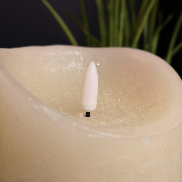 Samuel Alexander 18cm Premier Christmas Cream Flickerbright Candle with Timer