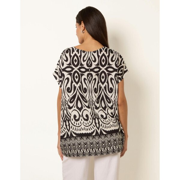 Blue Vanilla Round Neck Top With Abstract Print