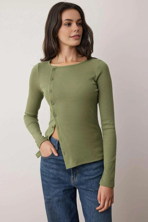 WOVCOR Buttoned Crew Neck Ribbed Flexible Knit Blouse