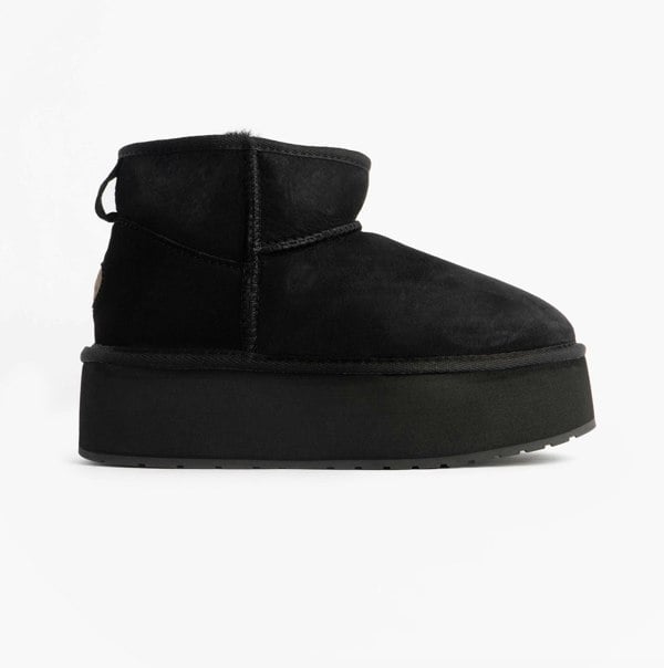 EMU Australia STINGER MICRO FLATFORM Womens Sheepskin Boot Black