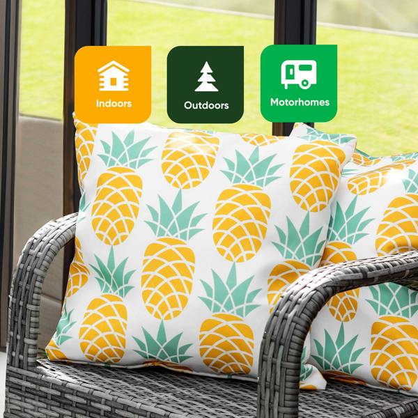 Gardenwize Pair of Outdoor Scatter Cushions – Light-Up Pineapple Design